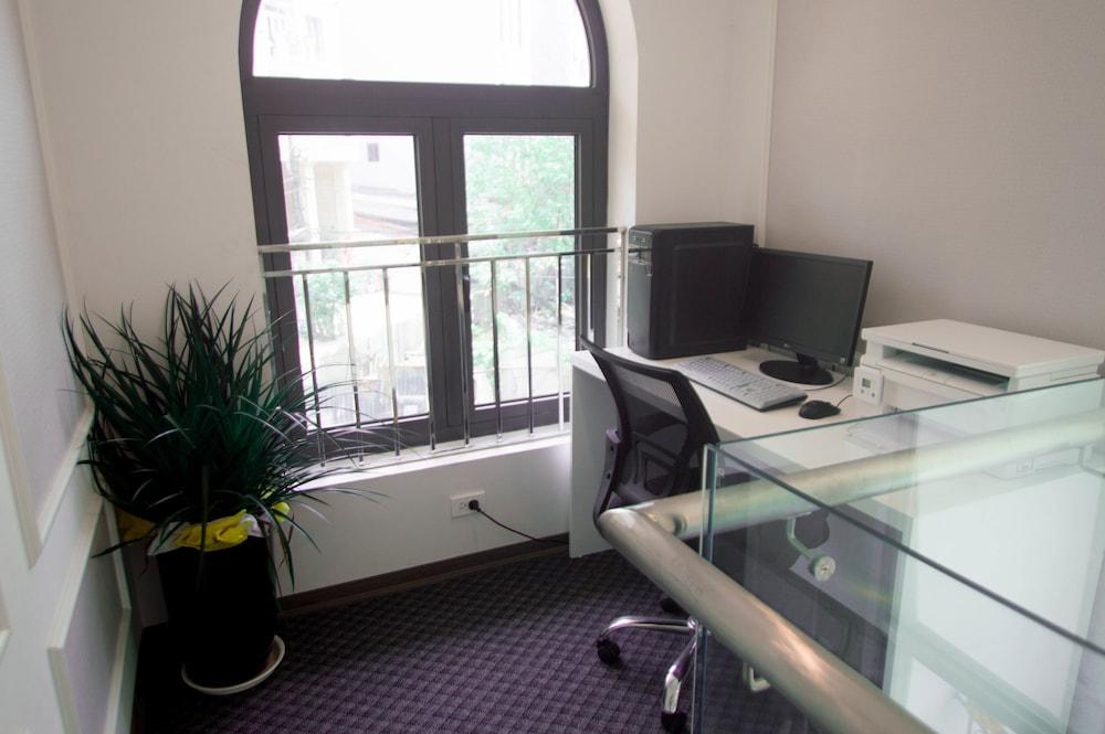 Pium Hotel Hanoi Exterior photo